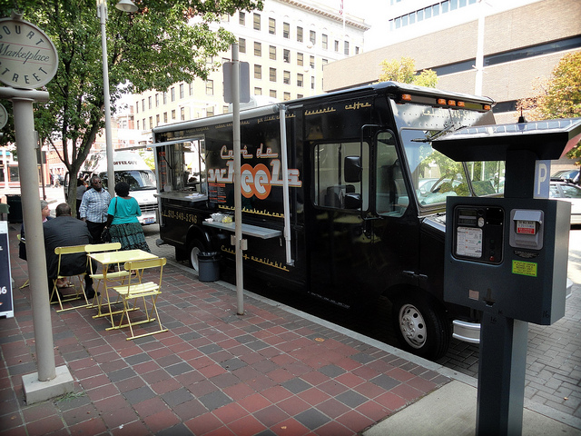Cincinnati Food Truck at Court Street